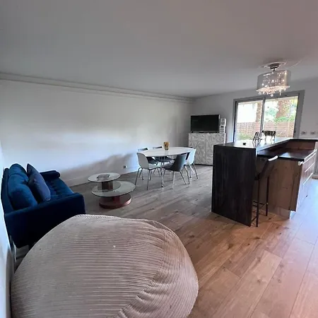Le Bijou De Valrose - 4 Bedroom With Pool Apartment Nice