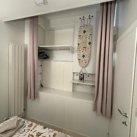 Musiciens Joli Duplex 2 Garage Privatif Et Terrasse Apartment *
