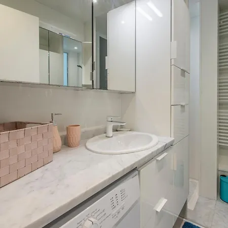 Apartment Musiciens Joli Duplex 2 Garage Privatif Et Terrasse Nice