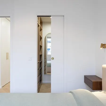 Apartment Beautiful 3 Rooms, Carre D 'or *