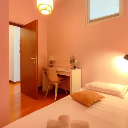 Apartment Grimaldi 3 Pers Wifi Ac *