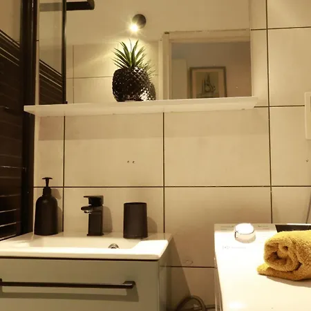 Cosy Centre Apartment