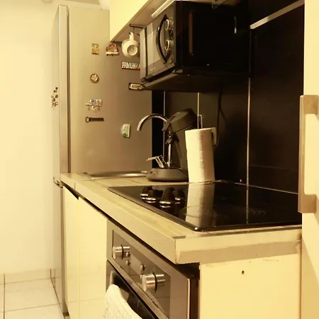 Cosy Centre Apartment
