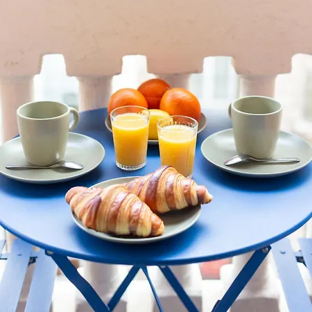 Retro-chic Proche De La Mer, 4 A 6 Personnes Apartment Nice