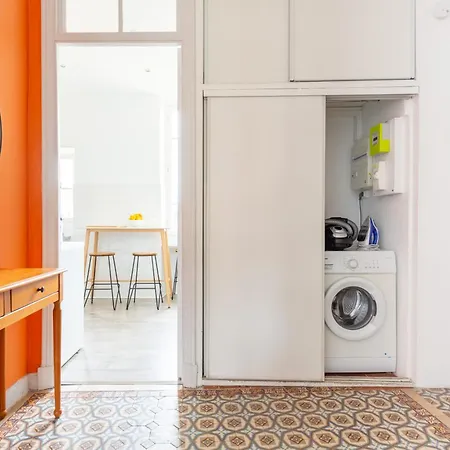 Apartment Retro-chic Proche De La Mer, 4 A 6 Personnes Nice