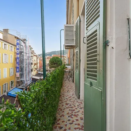 Renting - 8bonaparte - Architect Loft Luxury 4 Bedrooms View Place Du Pin Apartment *