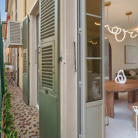 Renting - 8bonaparte - Architect Loft Luxury 4 Bedrooms View Place Du Pin Apartment *
