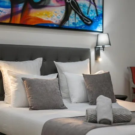 La Galerie 58 - Luxe & Design En Centre Apartment *
