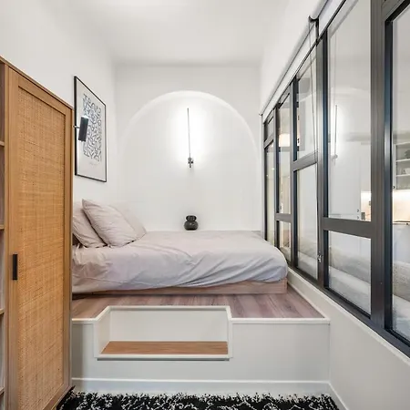Beautiful Apartment, Old Apartment
