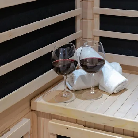 Lavie Maison Sauna And Hot Tub Seaside Apartment *
