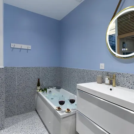 Lavie Maison Sauna And Hot Tub Seaside * Nice