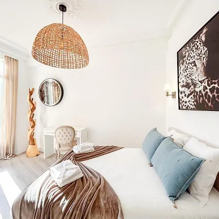 #12 1bdr Joffre, 5min From Old Town Ac & Wifi Apartment