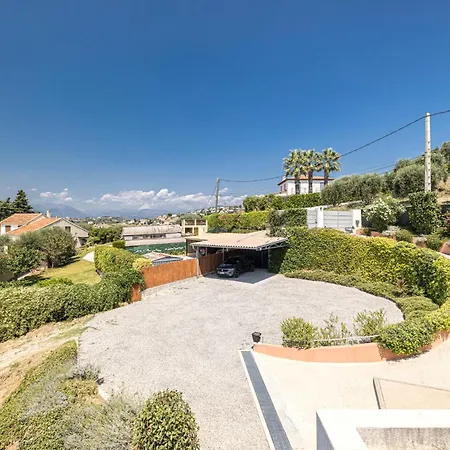 Cremat - Contemporaine - Piscine - Climatisation Holiday home *
