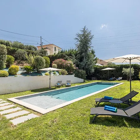 Cremat - Contemporaine - Piscine - Climatisation Holiday home *