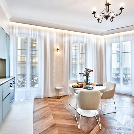 9 Alberti Centre Nizza