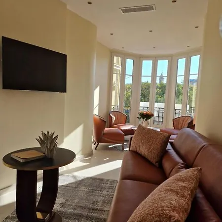 Aston La Scala Residence *
