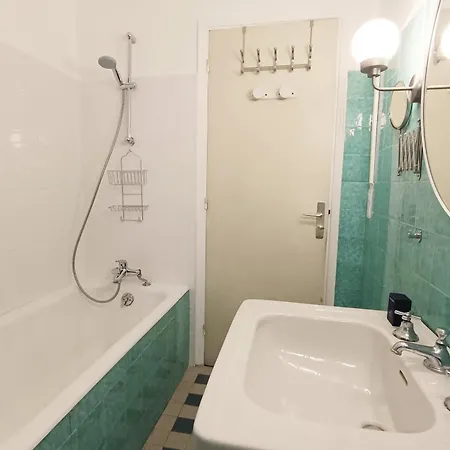 Charming T1 With Terrace And Sea View Apartment *