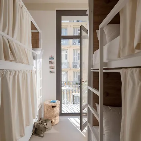 Slo Hostel Nicea