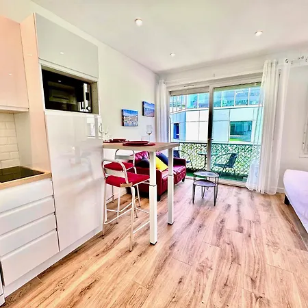 Riviera - Balcon Lenval Sea View With Ac Promenade Des Apartment Nice