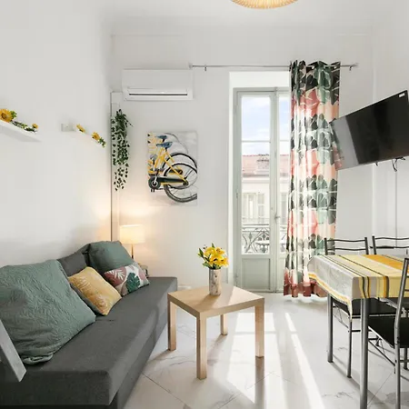 Jaune Fshh Hotel apartamentowy *