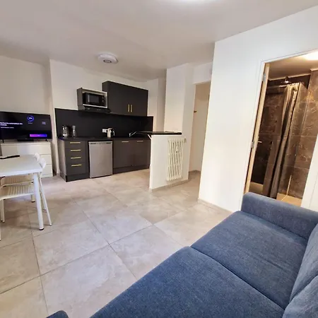 Apartment 2 Pegurier *