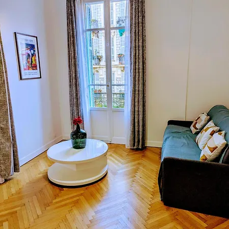 3 Pieces 70m2 Coeur De *