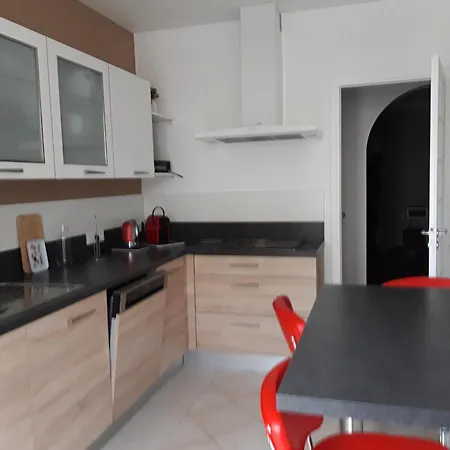 Luxueux 3p En Plein Coeur De Apartment