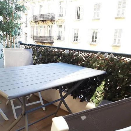 Luxueux 3p En Plein Coeur De Apartment