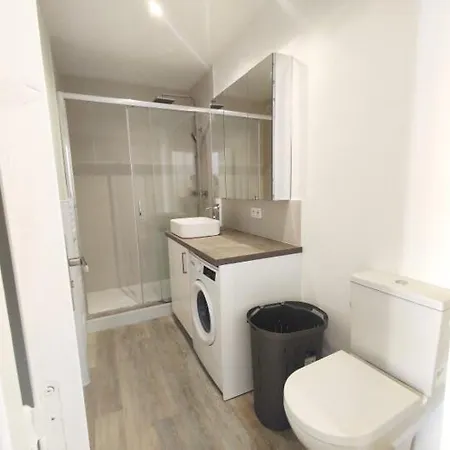 2pieces - 1 - Port De - Balcon Apartment *