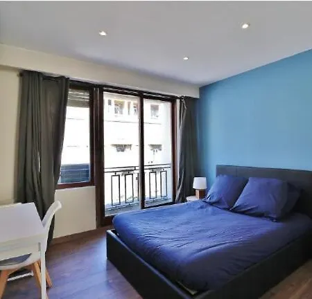 3 Pieces 55m2 - 30 M De La Apartment *