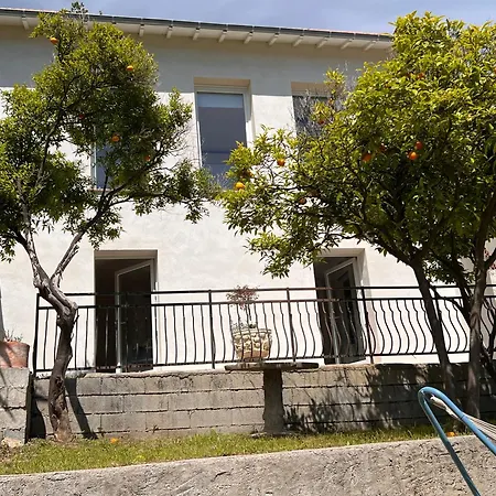 Petit Paradis Au Coeur De Holiday home