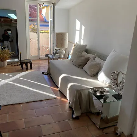 Deux Pieces Dans Le Quartier Du Port Apartment Nice