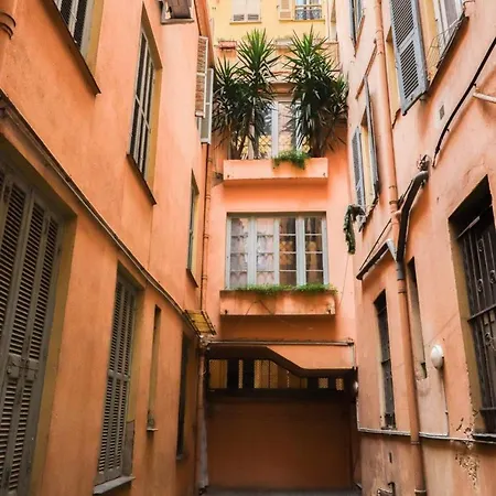 Lumineux Et Renove, Au Coeur De La Ville, Centre Apartment *
