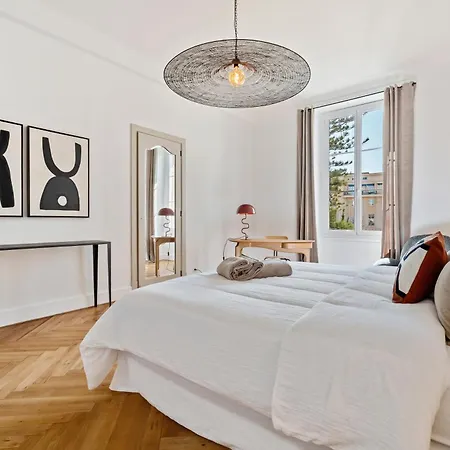 Renting - Victor - Historic Palace Luxury 3 Bedrooms Parking Nice