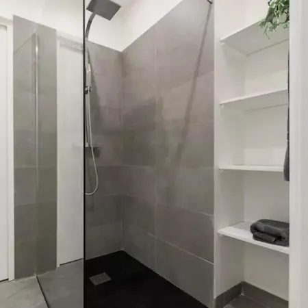 Authentique 2 Piece Dans Le Vieux-nice Apartment Nice