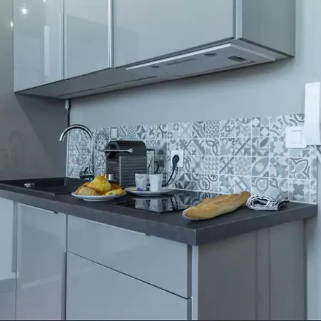 Apartment Authentique 2 Piece Dans Le Vieux-nice