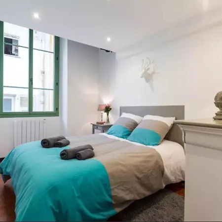 Apartment Authentique 2 Piece Dans Le Vieux-nice Nice