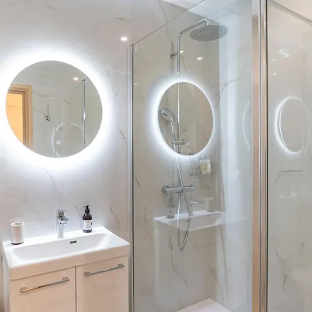B G Cocon Meyerbeer - Grimaldi Promenade Des Angla Apartment