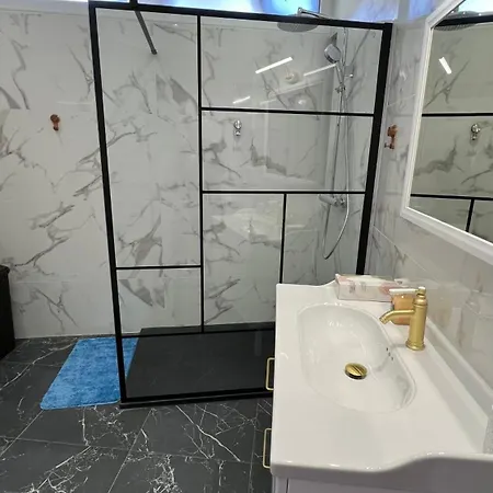 Le Rex Apartament *