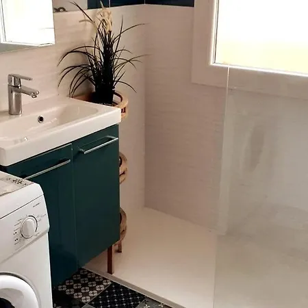 Apartment Beautiful Flat 6 People Center Town Nice