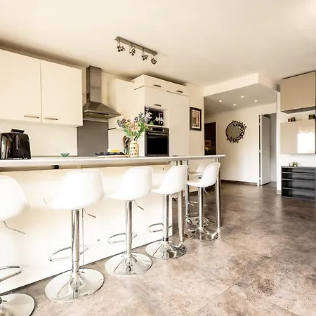 Le Syrius Corniche Apartment Nice