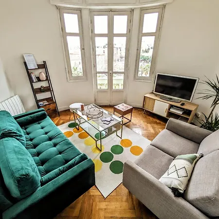 Cosy In Center Apartment Nice