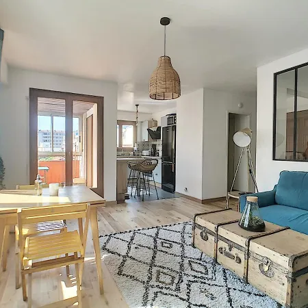 Apartment Cosy Appartement, Tram 3 Mn