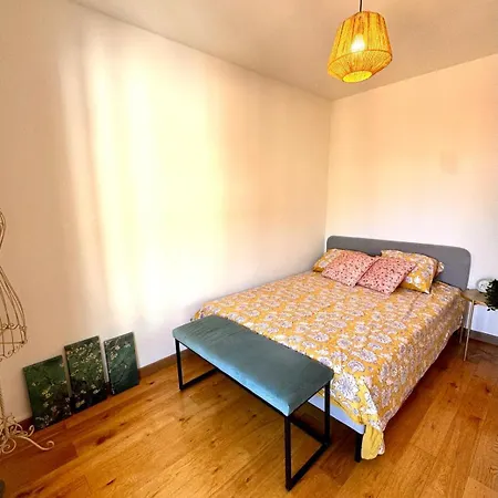 Cosy Appartement, Tram 3 Mn Apartment *