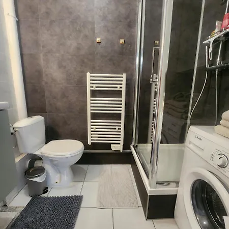 Apartment Proche De La Veille Et Promenade Des Nice