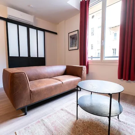 Apartment Magnifique Loft - Centre - Jacuzzi 2