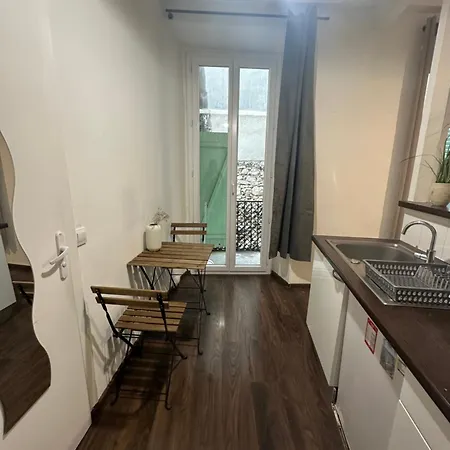 Estudio 20 M2 Appartamento