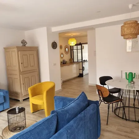 Magnifique T3, Spacieux, Lumineux Et Traversant Nice