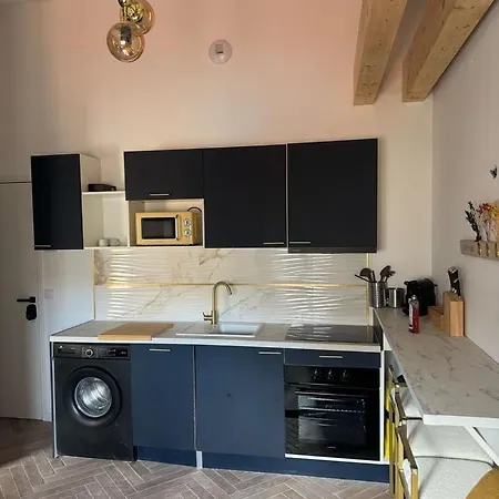 Moon Apartment Nice