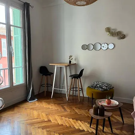 Apartment Ideally Located Center